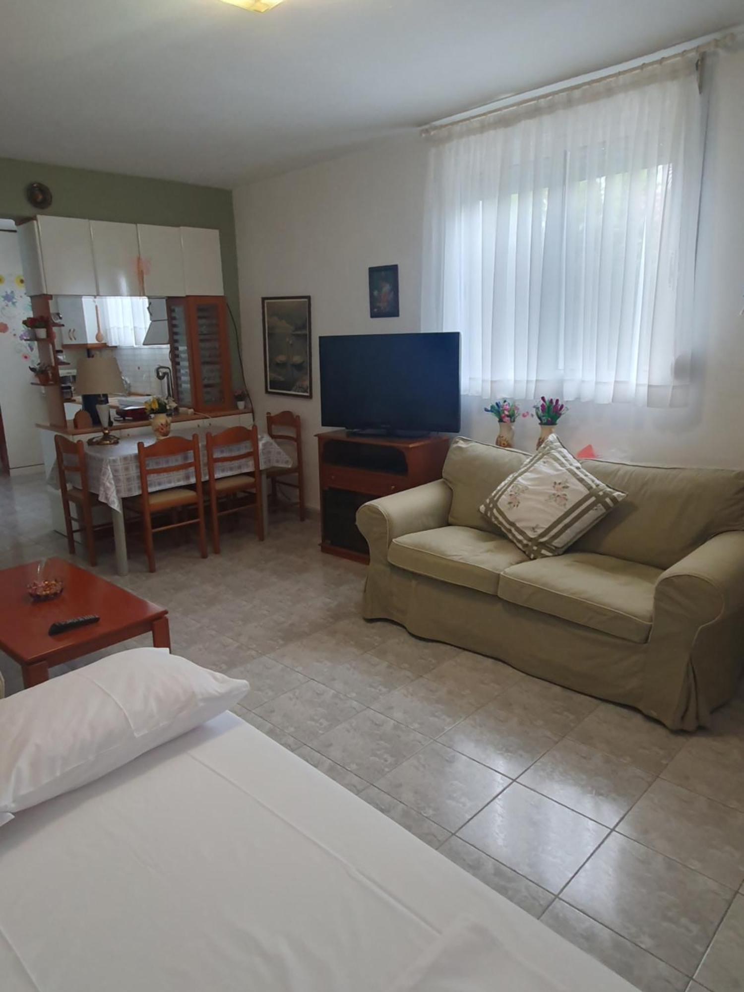 Meli'S House By Alp Hospitality Services Neon Rysion 외부 사진